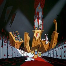La protagonista processata in una scena del film d'animazione Alice nel paese delle meraviglie