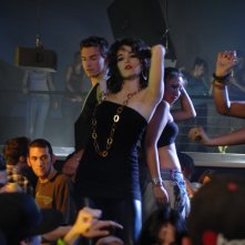 Laura Chiatti in un'immagine del film Io, loro e Lara