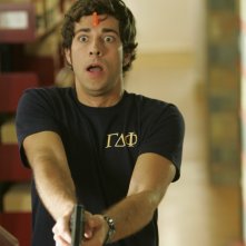 Zachary Levi in un flashback alla Stanford nell'episodio Chuck vs. L'Alma Mater