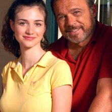 Claudio Amendola e Nadir Caselli nel primo episodio di Tutti per Bruno