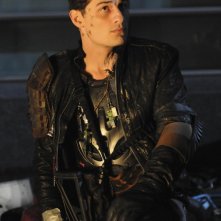 Dollhouse: Enver Gjokaj nell'episodio Epitaph Two: Return