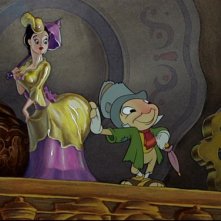 Il Grillo parlante in una divertente scena del film d'animazione Pinocchio (1940)