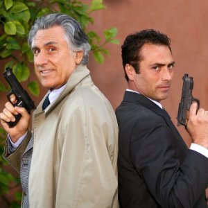 Lando Buzzanca e Sergio Sivori nella serie Io e mio figlio