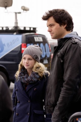 Life UneXpected: Kristoffer Polaha e Brittany Robertson nel pilot della serie