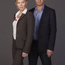 Nicholas Bishop e Kelli Giddish in una foto promozionale di Past Life