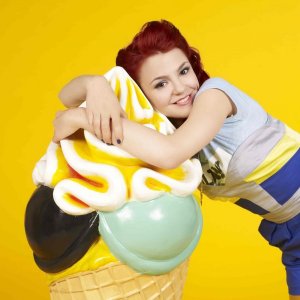 Skins: Kathryn Prescott in una foto promozionale per la stagione 4