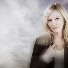 Un'immagine promozionale di Kelli Giddish nei panni della dottoressa Kate McGinn nella serie TV Past Life