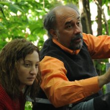 Alba Rohrwacher con il regista Giorgio Diritti sul set de L'uomo che verrà