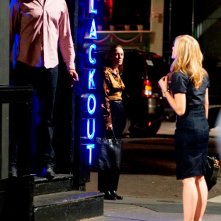 Una sequenza del film When in Rome con Nick (Josh Duhamel) e Beth (Kristen Bell)