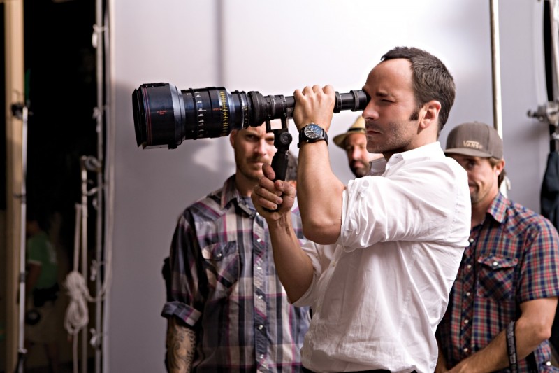 Il regista Tom Ford sul set di A Single Man