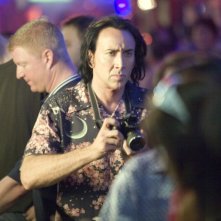 Nicolas Cage in azione nel film Bangkok Dangerous
