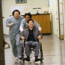 Sendhil Ramamurthy, Masi Oka e James Kyson Lee in una scena di Close to You dalla quarta stagione di Heroes