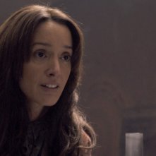 Jennifer Beals in una scena del film Codice Genesi