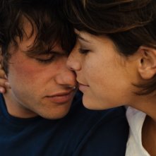 Dario Castiglio e Martina Codecasa in coppia per il film Sul mare di Alessandro D'Alatri