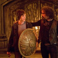 Ade (Steve Coogan) e Percy (Logan Lerman) in una sequenza del film Percy Jackson e gli dei dell'Olimpo: Il ladro di fulmini