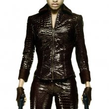 Un'immagine promozionale di Matrix Reloaded con Niobe (Jada Pinkett Smith)