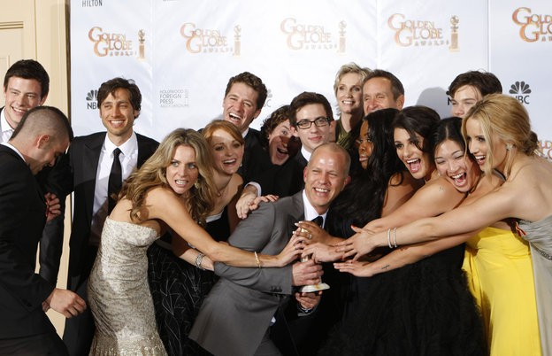 Ryan Murphy Con Il Cast Di Glee Miglior Comedy Series Ai Golden Globes 2010 144090