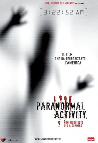 La locandina italiana del film Paranormal Activity