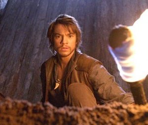 Craig Horner in una scena dell'episodio Baneling della serie tv La Spada della Verità