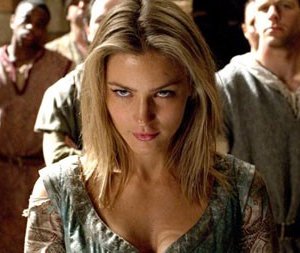 Tabrett Bethell in un momento dell'episodio intitolato Broken della serie tv La Spada della Verità