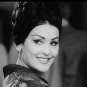 Moira Orfei nel film 'Signori e signore, buonanotte'