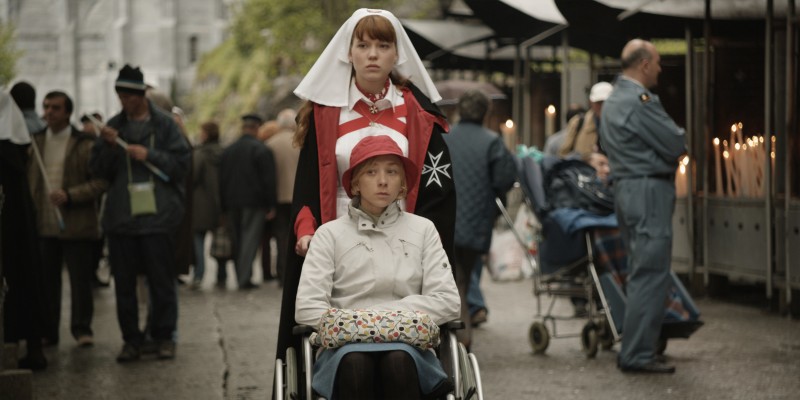 Léa Seydoux e Sylvie Testud em sequência do filme Lourdes