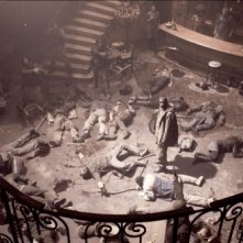 Denzel Washington alias Eli in una scena del film Codice Genesi