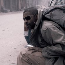 Denzel Washington eroe all'erta nel film Codice Genesi