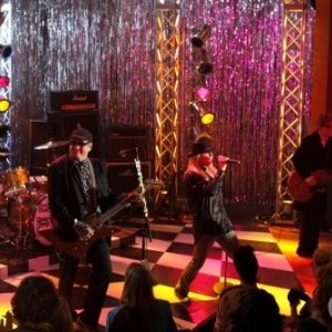 One Tree Hill: I Cheap Trick ospiti dell'episodio Don't You Forget About Me