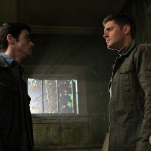 Supernatural: Matt Cohen e Jensen Ackles nell'episodio Back to the Future II