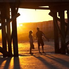 Al tramonto sotto il pontile Amanda Seyfried e Channing Tatum nel film Dear John