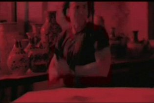 Bangkok Dangerous - Il codice dell'assassino - Clip 'Scontro in magazzino'