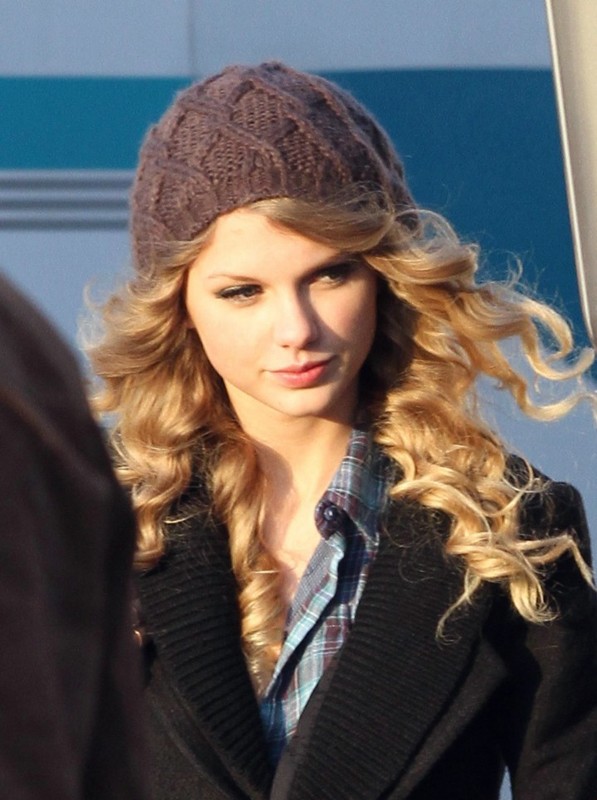 La Giovane Taylor Swift Sul Set Di Appuntamento Con L Amore 144753