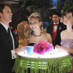 Make it or Break it: Chelsea Hobbs, Cassie Scerbo e Zachary Abel nell'episodio Save the Last Dance