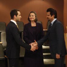 Cherry Jones, Anil Kapoor e Chris Diamantopoulos nella premiere del Day 8 di 24