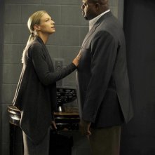 Human Target La Guest Star Kristin Lehman Con Chi Mcbride In Un Momento Dell Episodio Run 145047