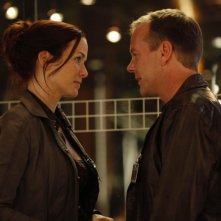 Kiefer Sutherland ed Annie Wersching in una scena dell'episodio Day 8: 7:00 p.m.-8:00 p.m. di 24