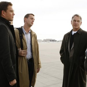 Michael Weatherly, Sean Murray, Mark Harmon e Chris Bruno nell'episodio Ignition di Navy NCIS