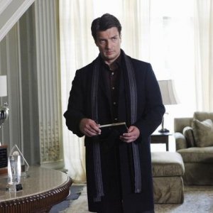 Castle: Nathan Fillion nell'episodio Suicide Squeeze