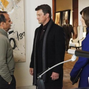 Castle: Stana Katic e Nathan Fillion in una scena dell'episodio Suicide Squeeze