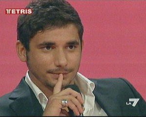 Ferdi Berisa intervistato durante una puntata di Tetris