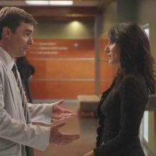 Robert Sean Leonard e Lisa Edelstein in una scena di Wilson dalla sesta stagione di Dr. House: Medical Division