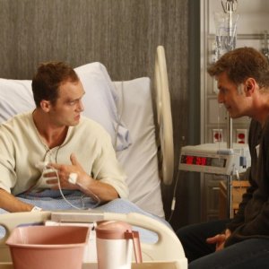 Una scena di The Down Low dalla sesta stagione di Dr. House: Medical Division