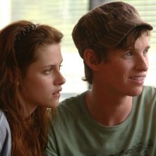 Martine Kristen Stewart E Gordy Eddie Redmayne In Un Momento Del Film The Yellow Handkerchief 145567