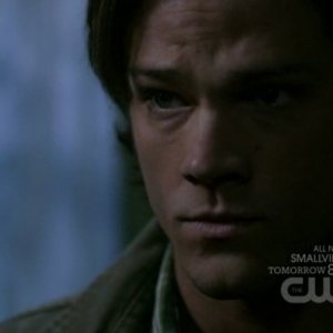 Supernatural: Jared Padalecki in una scena dell'episodio Swap Meat
