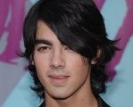 Joe Jonas in Brothers & Sisters