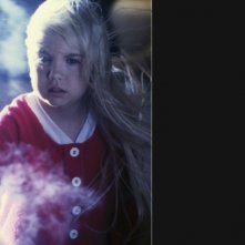 Wallpaper di Heather O'Rourke in una scena di Poltergeist 3