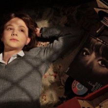 Carey Mulligan in un'immagine emblematica del film An Education