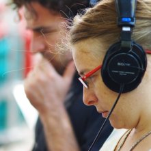 La regista Natalia Smirnoff sul set