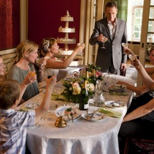 Una scena del film danese En Familie